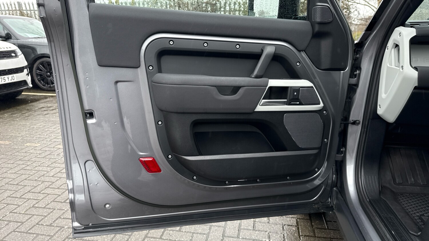 Used Land Rover Defender 2023 for sale - 77493172: Photo 41