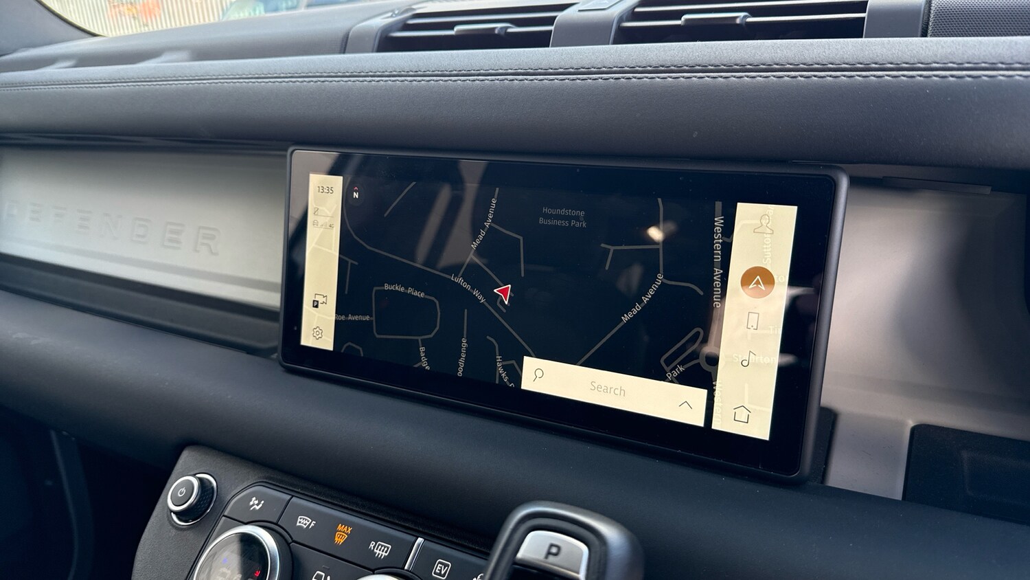 Used Land Rover Defender 2024 for sale - 77845167: Photo 11