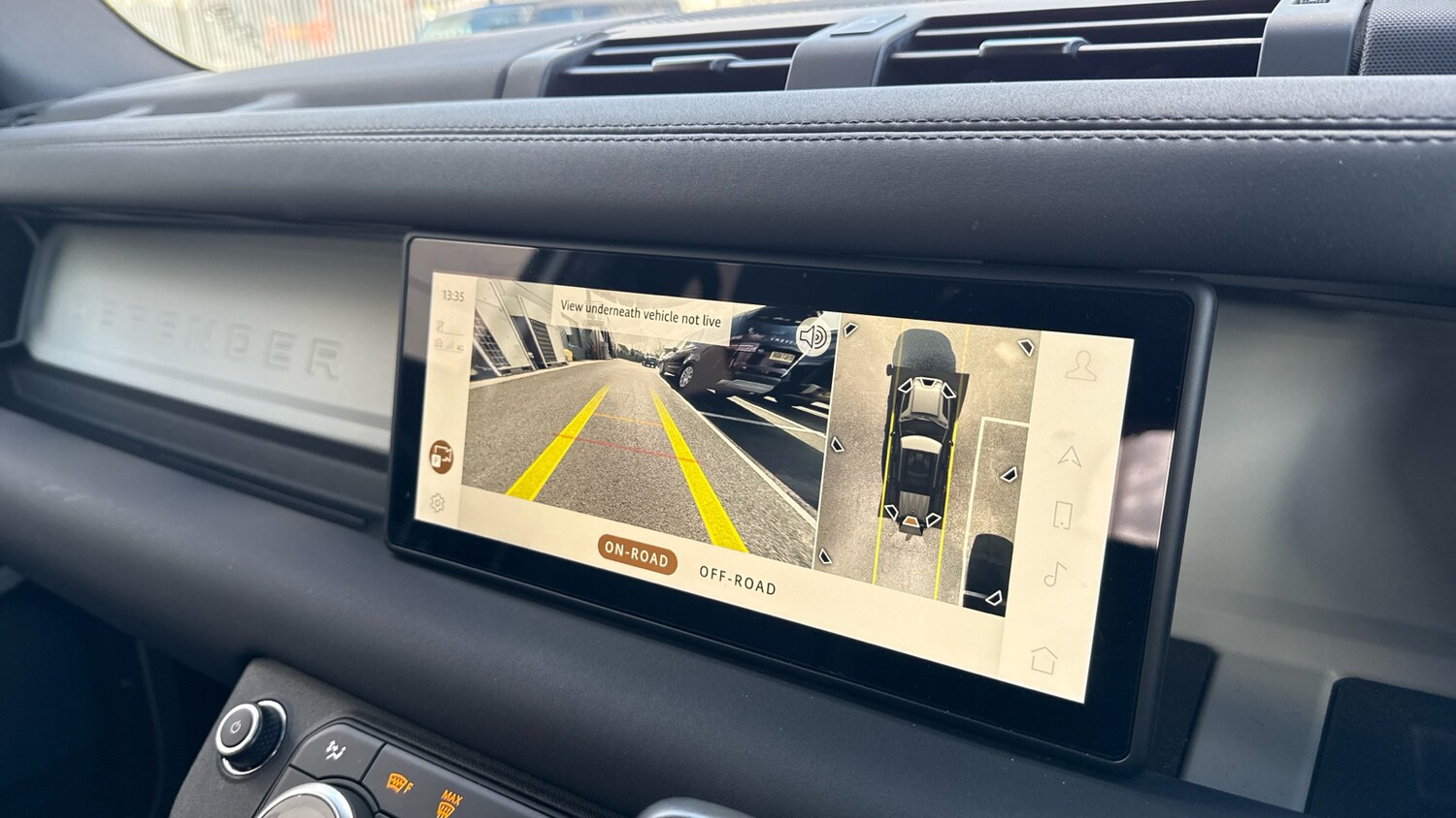 Used Land Rover Defender 2024 for sale - 77845167: Photo 12