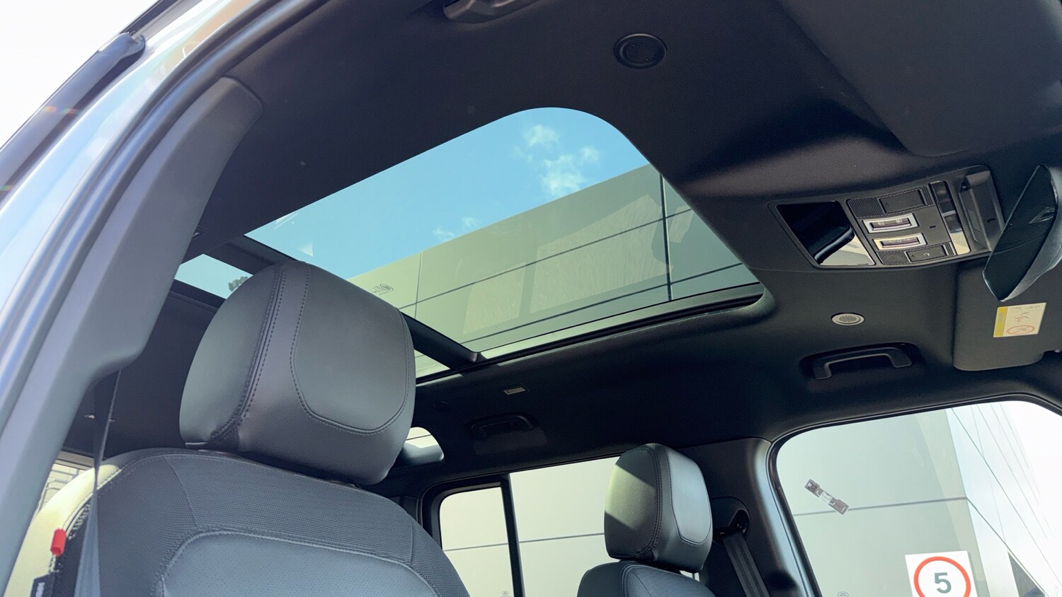 Used Land Rover Defender 2024 for sale - 77845167: Photo 21