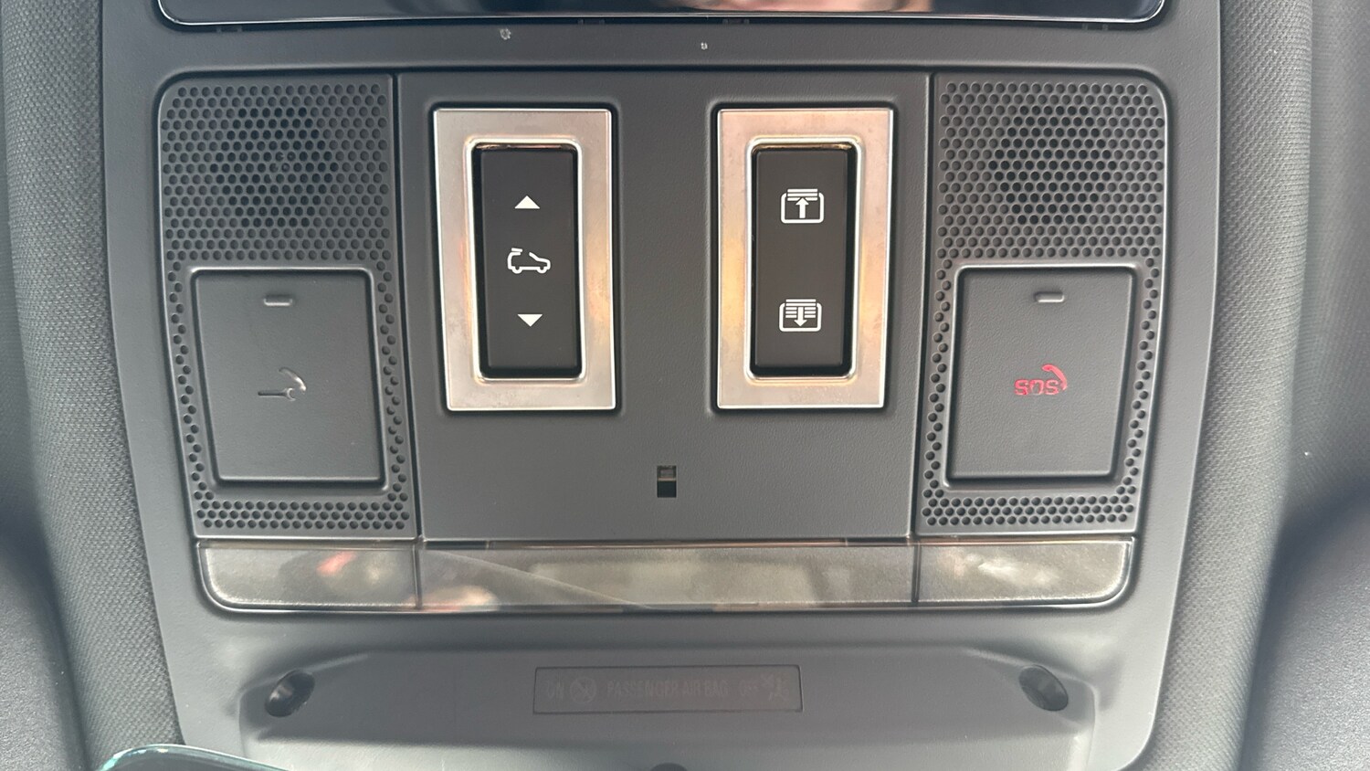 Used Land Rover Defender 2024 for sale - 77845167: Photo 36