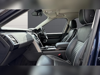 Used Land Rover Discovery 2018 for sale - 78814074: Photo