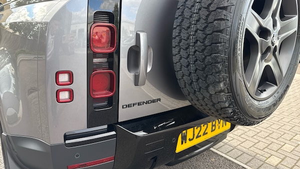 Used Land Rover Defender 2022 for sale - 76127101: Photo 19