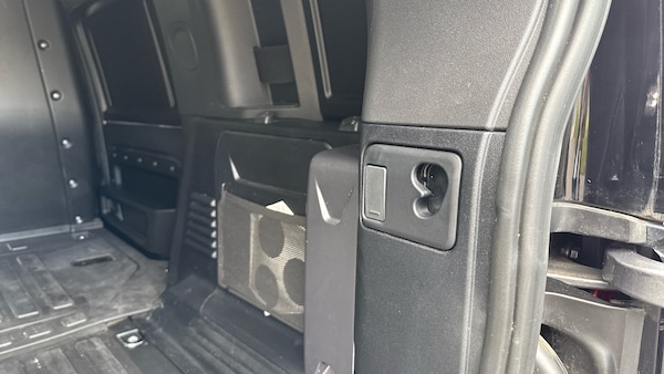 Used Land Rover Defender 2022 for sale - 76127101: Photo 28