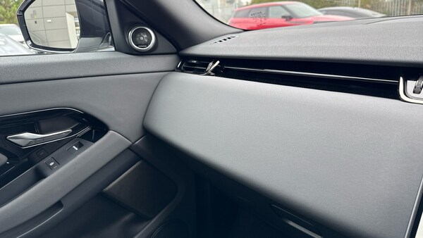 Used Land Rover Range Rover Evoque 2025 for sale - 75820680: Photo 26