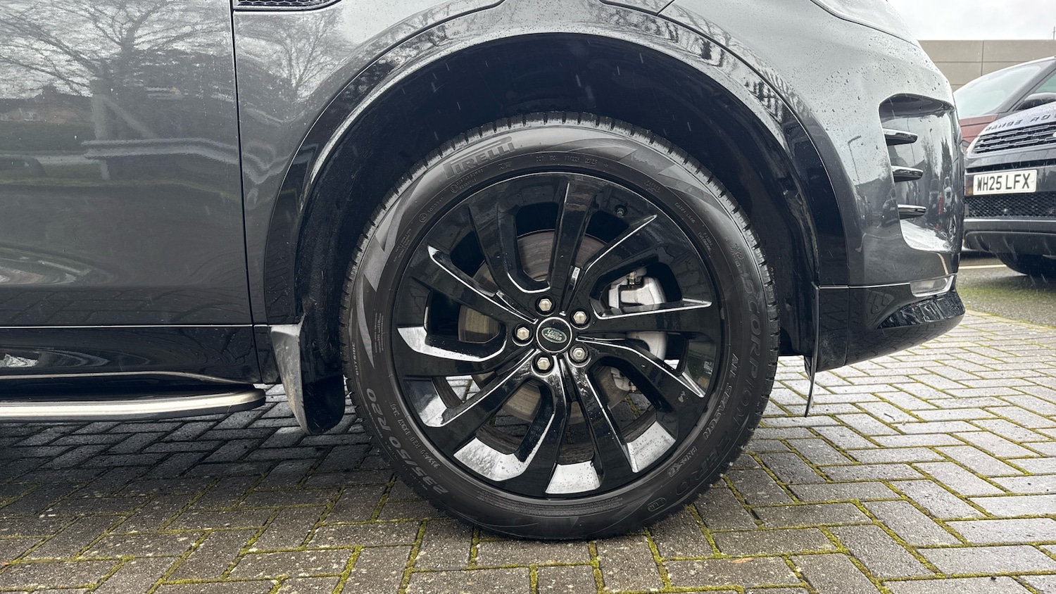 Used Land Rover Discovery Sport 2025 for sale - 77932498: Photo 8