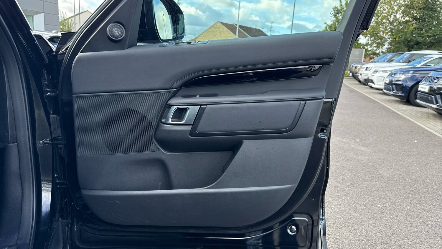 Vehicle 29