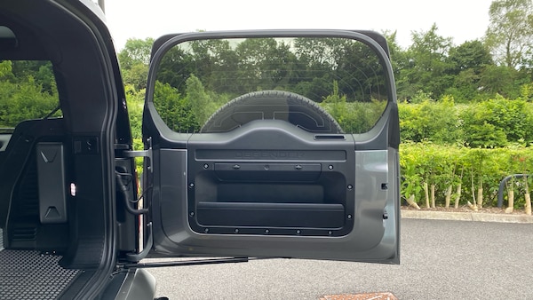 Used Land Rover Defender 2023 for sale - 75995712: Photo 24