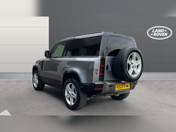 Used Land Rover Defender 2023 for sale - 75995712: Photo 2
