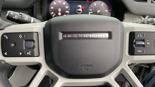 Used Land Rover Defender 2023 for sale - 75995712: Photo 33