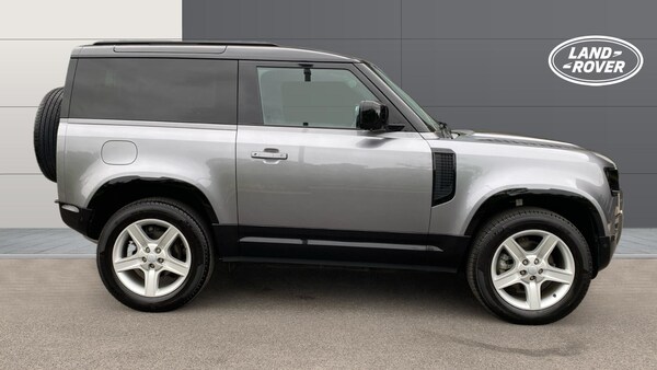 Used Land Rover Defender 2023 for sale - 75995712: Photo 5