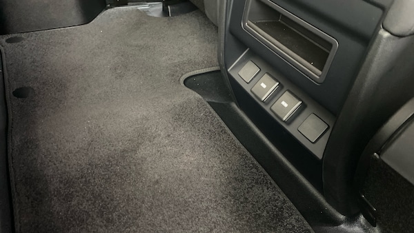 Used Land Rover Defender 2023 for sale - 75995712: Photo 64