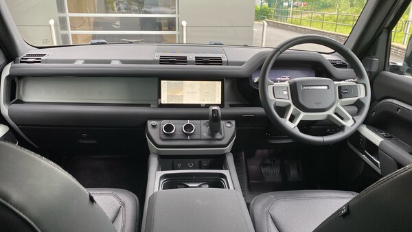 Used Land Rover Defender 2023 for sale - 75995712: Photo 9