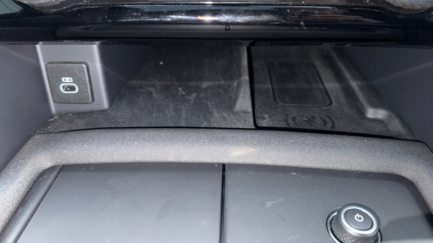 Used Land Rover Discovery 2023 for sale - 77136100: Photo 33