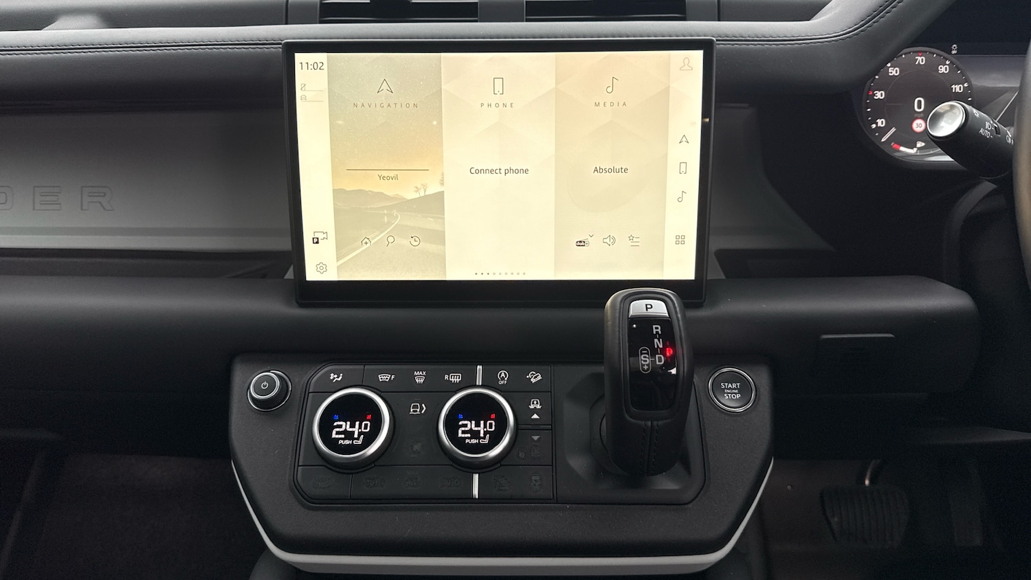 Used Land Rover Defender 2024 for sale - 77025262: Photo 14