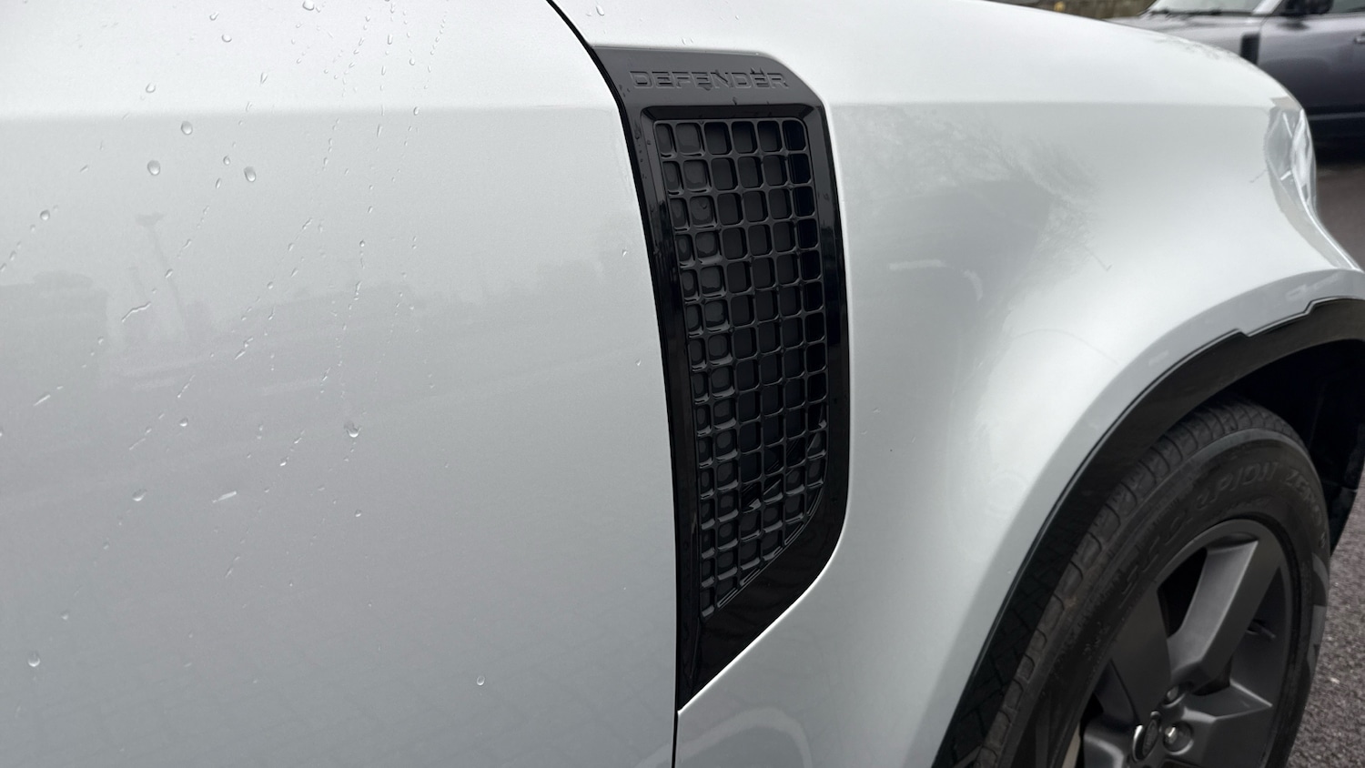 Used Land Rover Defender 2024 for sale - 77025262: Photo 24