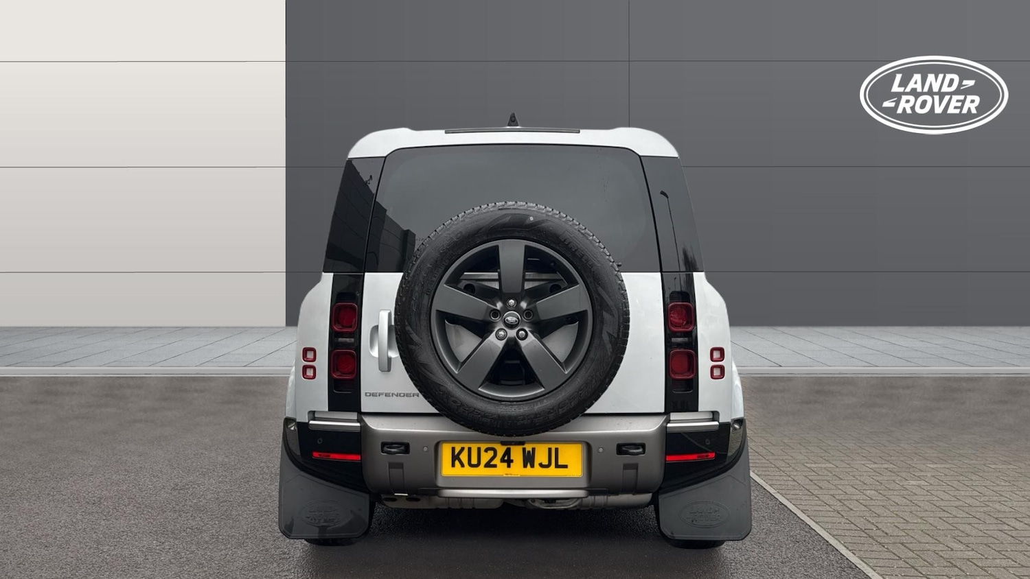 Used Land Rover Defender 2024 for sale - 77025262: Photo 6