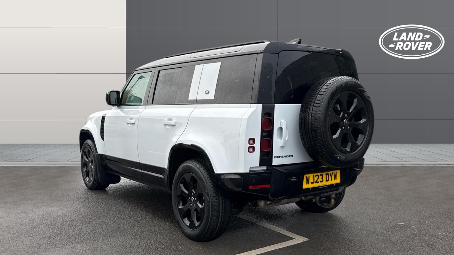 Used Land Rover Defender 2023 for sale - 76835328: Photo 2