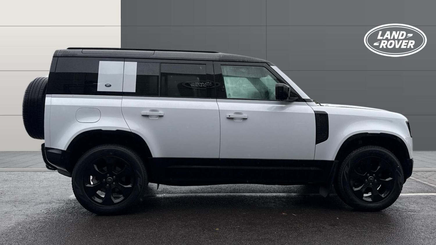 Used Land Rover Defender 2023 for sale - 76835328: Photo 5