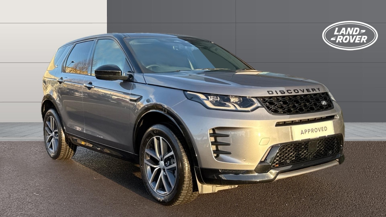 Used Land Rover Discovery Sport 2025 for sale - 76577045: Photo 1