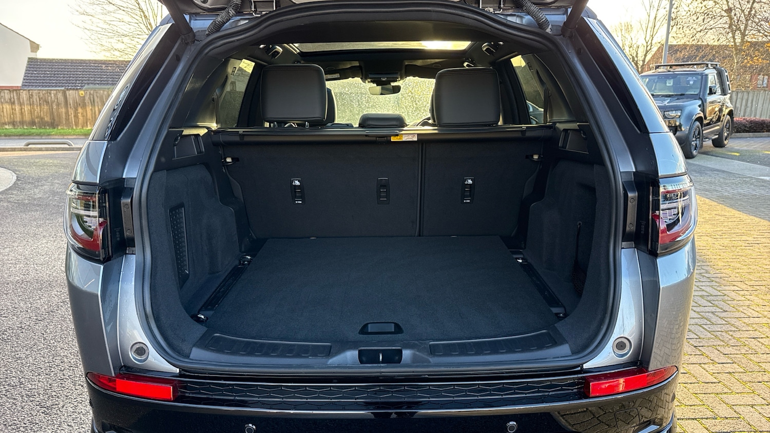 Used Land Rover Discovery Sport 2025 for sale - 76577045: Photo 10