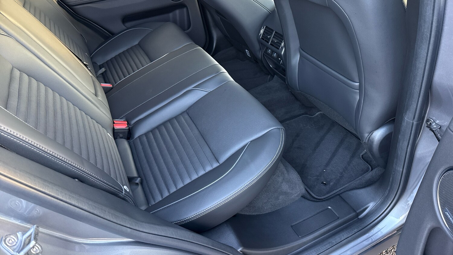 Used Land Rover Discovery Sport 2025 for sale - 76577045: Photo 38