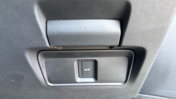 Used Land Rover Range Rover Evoque 2025 for sale - 75665321: Photo 32