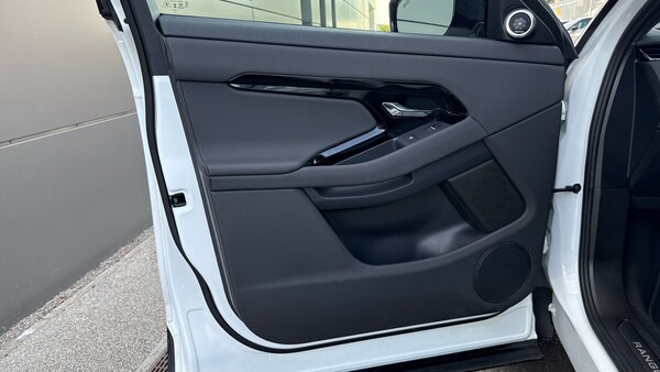 Used Land Rover Range Rover Evoque 2025 for sale - 75665321: Photo 44
