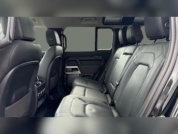Used Land Rover Defender 2022 for sale - 75827538: Photo