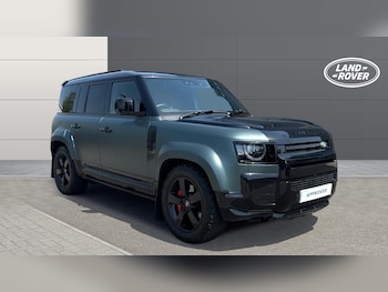 Used Land Rover Defender 2024 for sale - 78950463: Photo