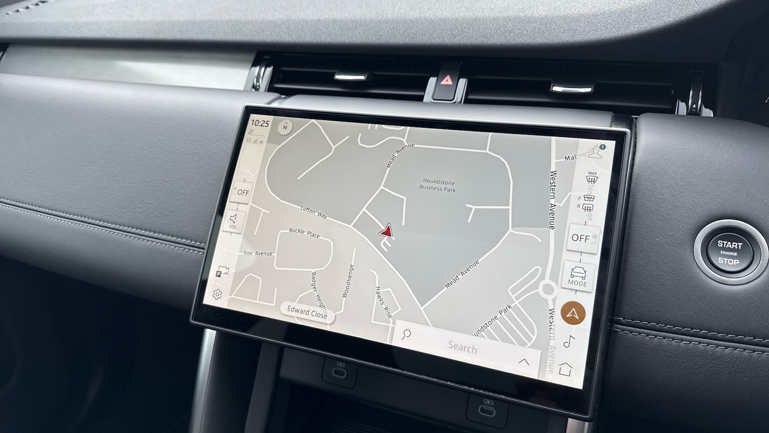 Used Land Rover Discovery Sport 2025 for sale - 77812845: Photo 11