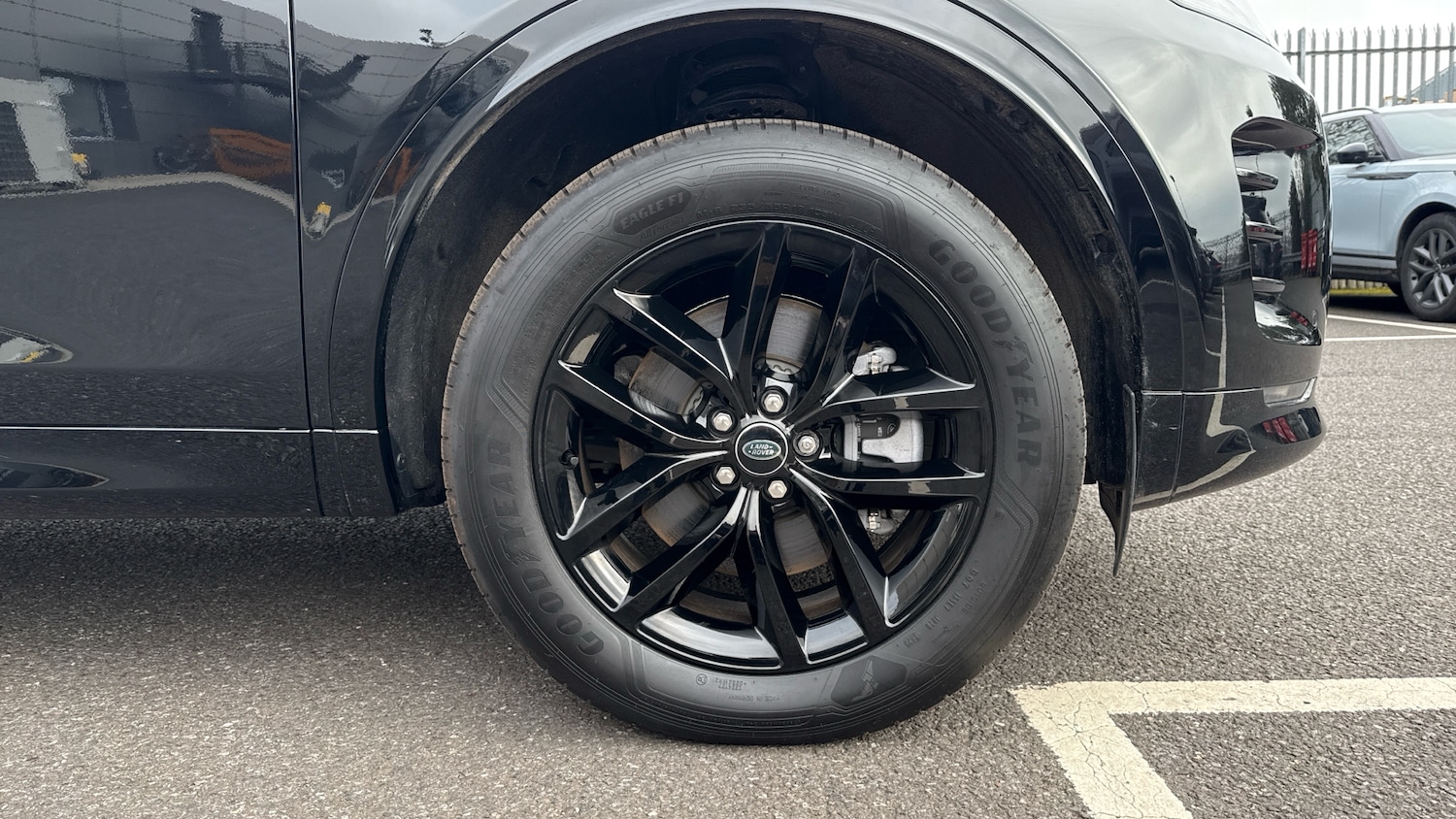 Used Land Rover Discovery Sport 2025 for sale - 77812845: Photo 8