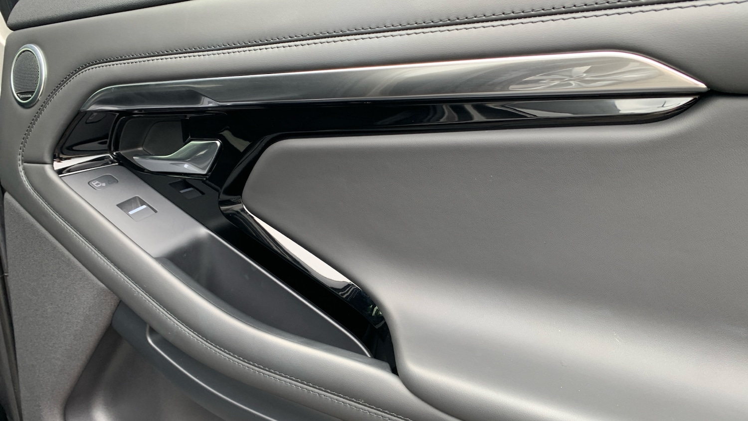 Used Land Rover Range Rover Evoque 2019 for sale - 77245492: Photo 32