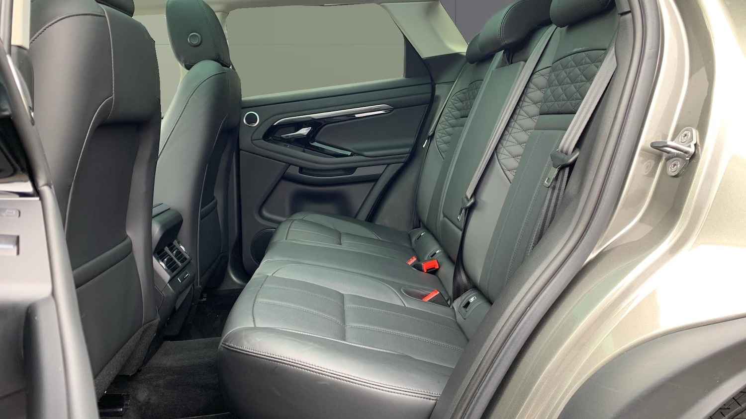 Used Land Rover Range Rover Evoque 2019 for sale - 77245492: Photo 4