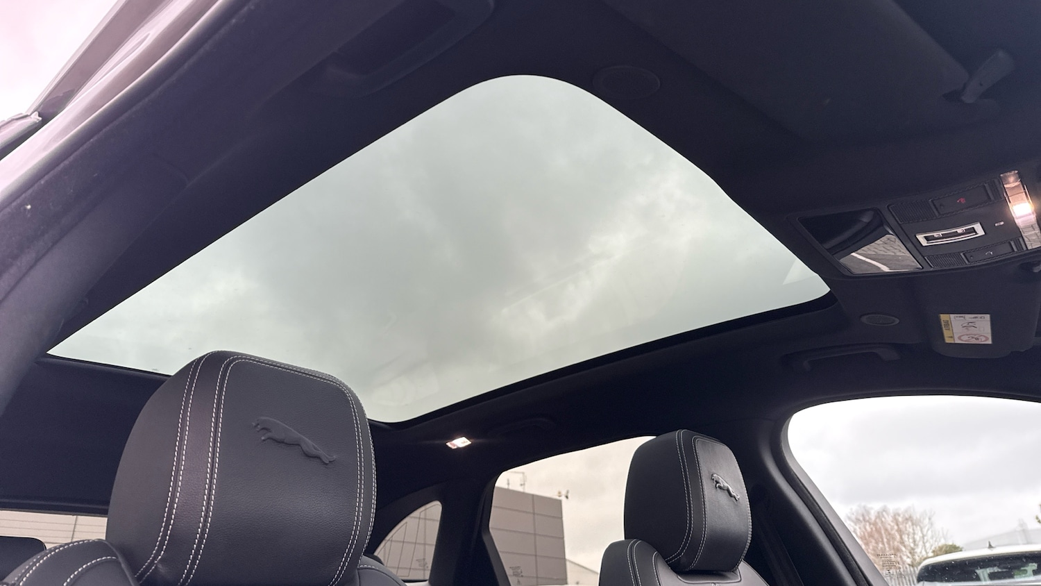 Used Jaguar F-Pace 2023 for sale - 77578661: Photo 21