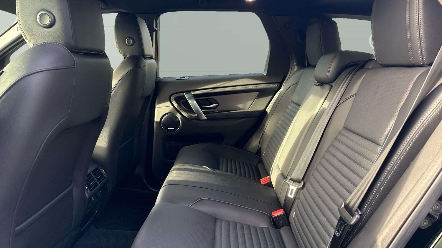 Used Land Rover Discovery Sport 2025 for sale - 76791732: Photo 4