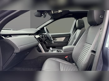 Used Land Rover Discovery Sport 2025 for sale - 79476820: Photo
