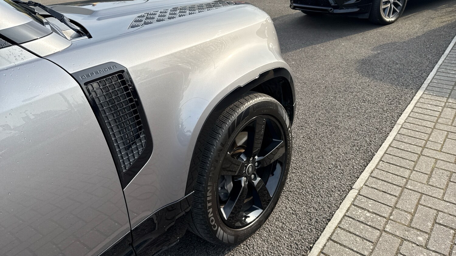 Used Land Rover Defender 2023 for sale - 77983878: Photo 22