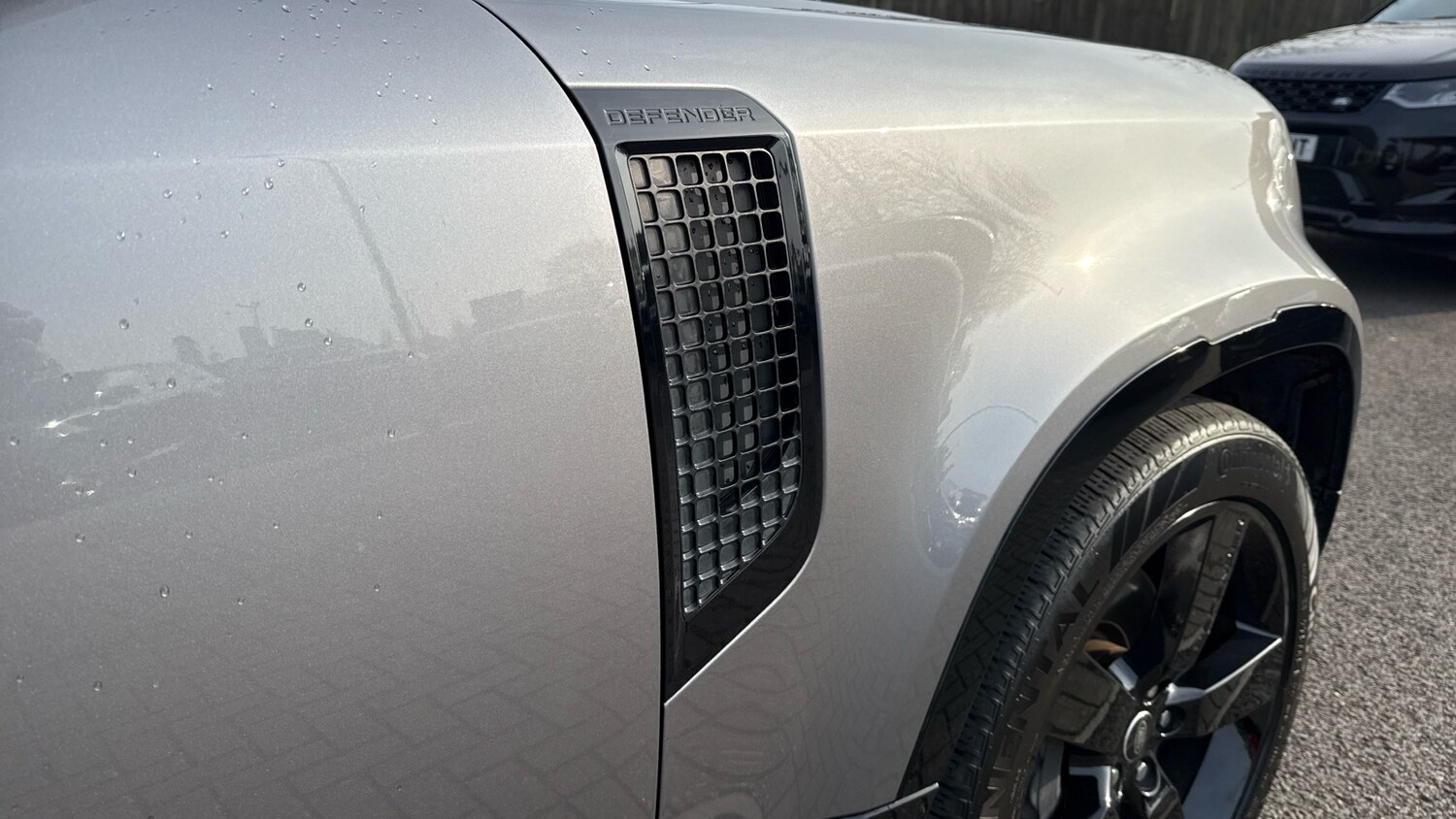 Used Land Rover Defender 2023 for sale - 77983878: Photo 24