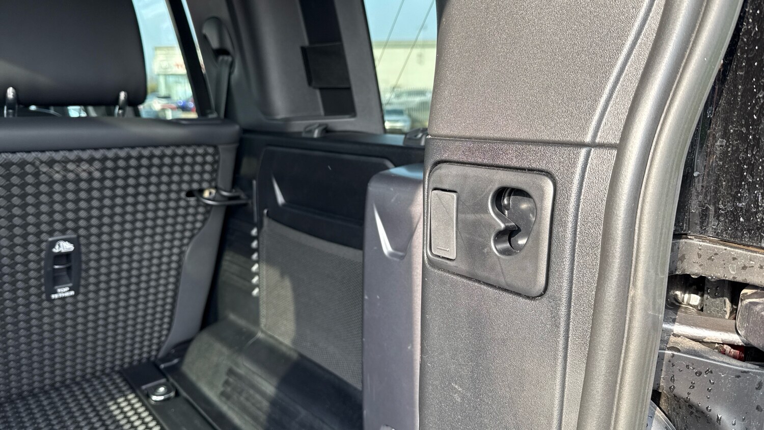 Used Land Rover Defender 2023 for sale - 77983878: Photo 28