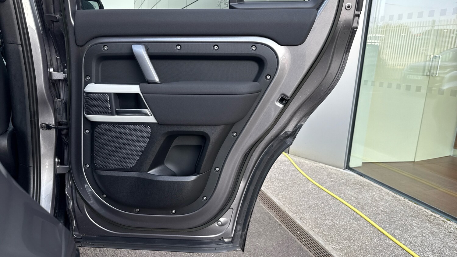 Used Land Rover Defender 2023 for sale - 77983878: Photo 36