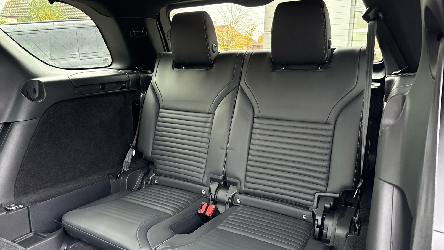 Used Land Rover Discovery 2025 for sale - 76450300: Photo 45