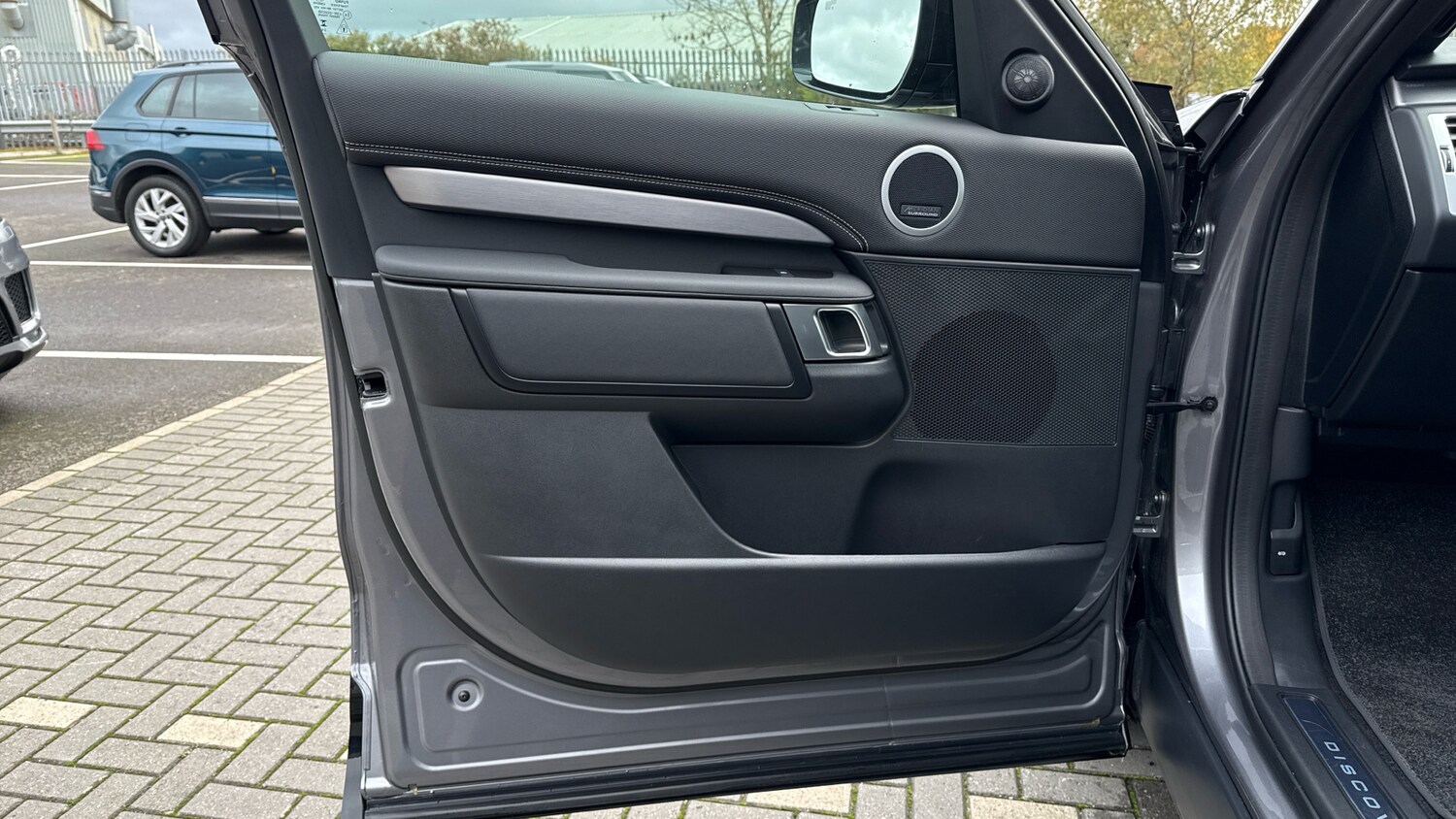 Used Land Rover Discovery 2025 for sale - 76450300: Photo 48