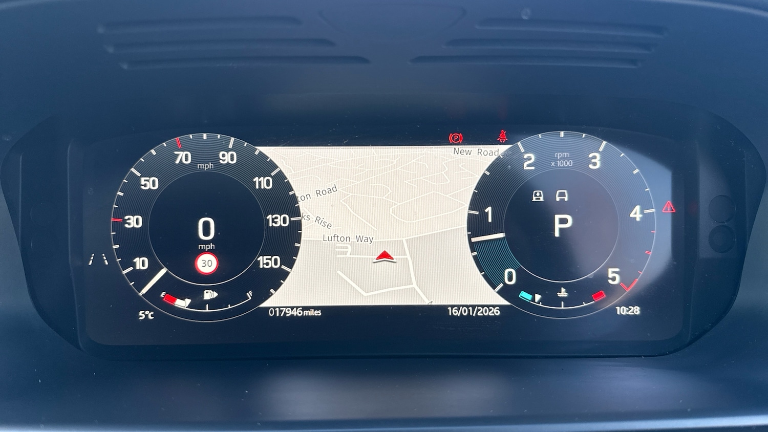 Used Land Rover Discovery 2024 for sale - 77258729: Photo 16