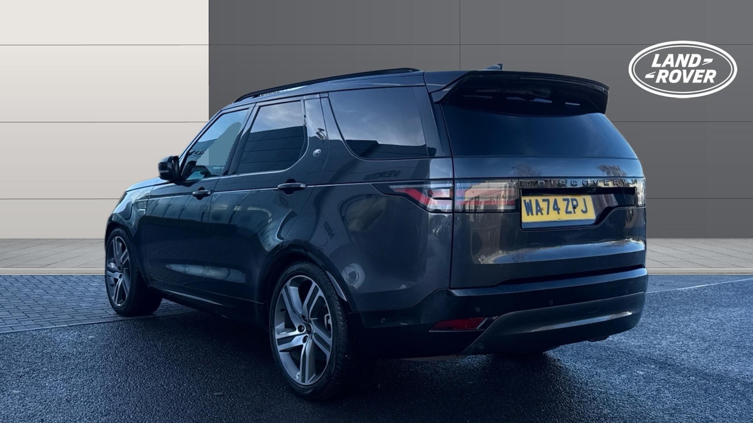 Used Land Rover Discovery 2024 for sale - 77258729: Photo 2