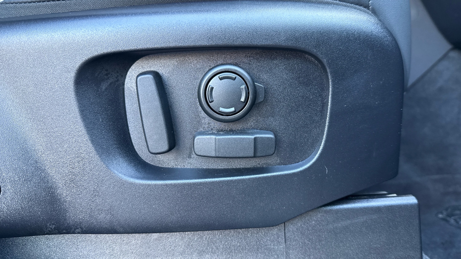 Used Land Rover Discovery 2024 for sale - 77258729: Photo 31