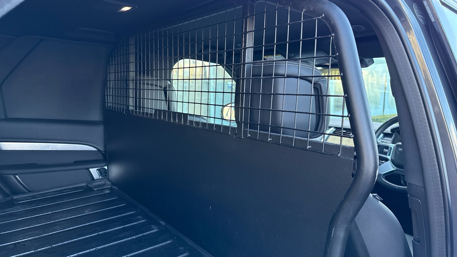 Used Land Rover Discovery 2024 for sale - 77258729: Photo 41