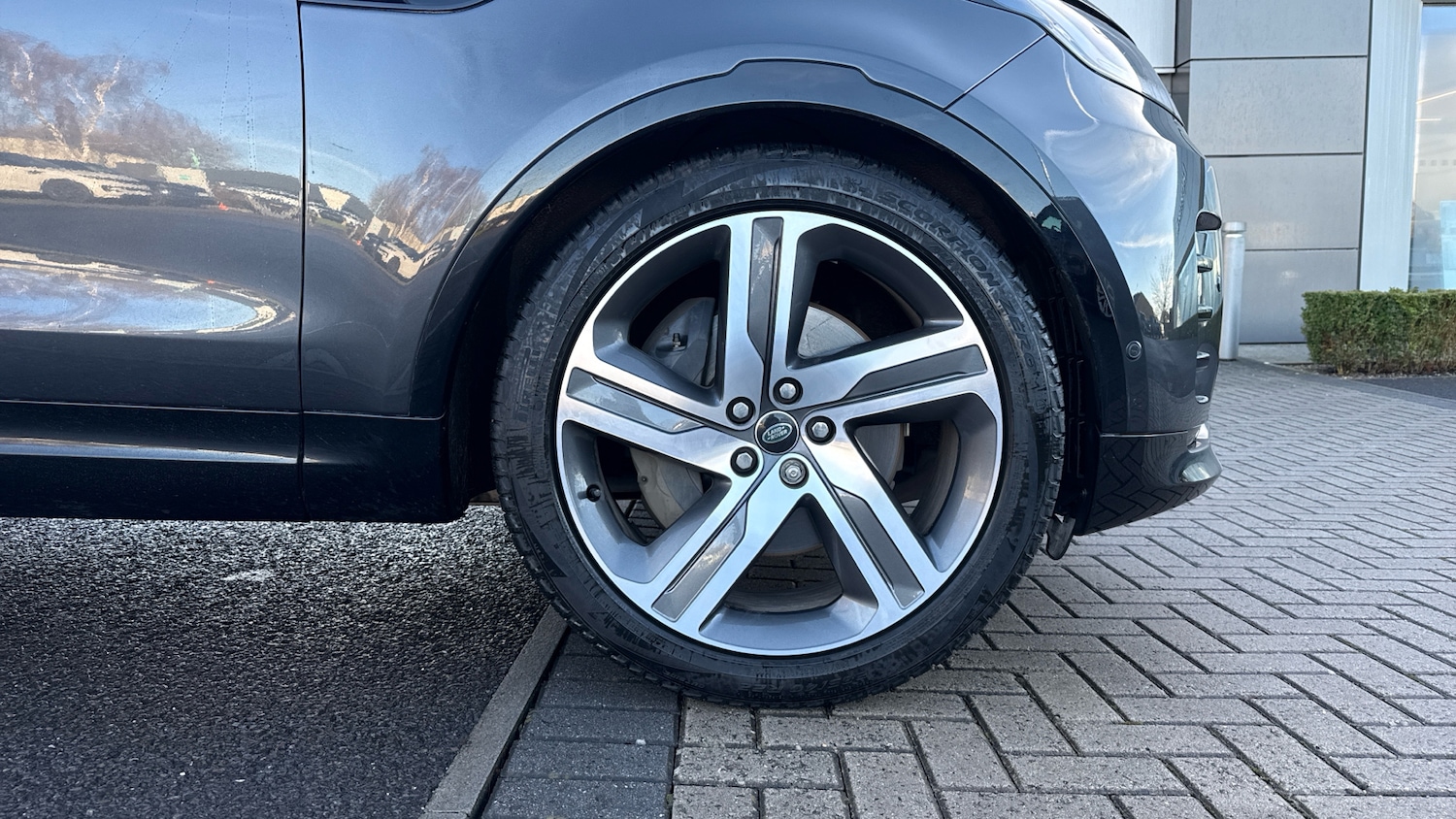 Used Land Rover Discovery 2024 for sale - 77258729: Photo 8