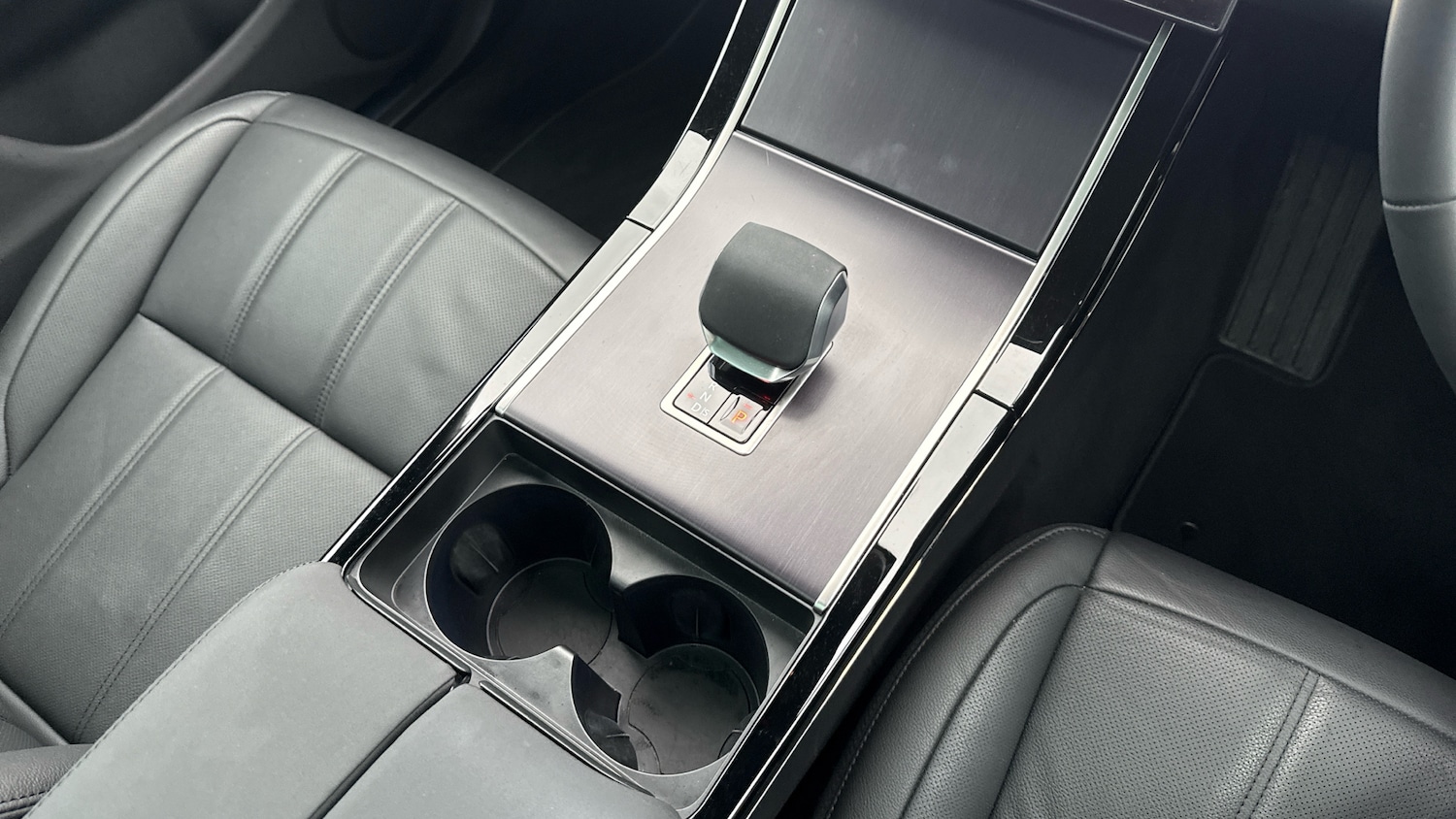 Used Land Rover Range Rover Evoque 2025 for sale - 76763100: Photo 13