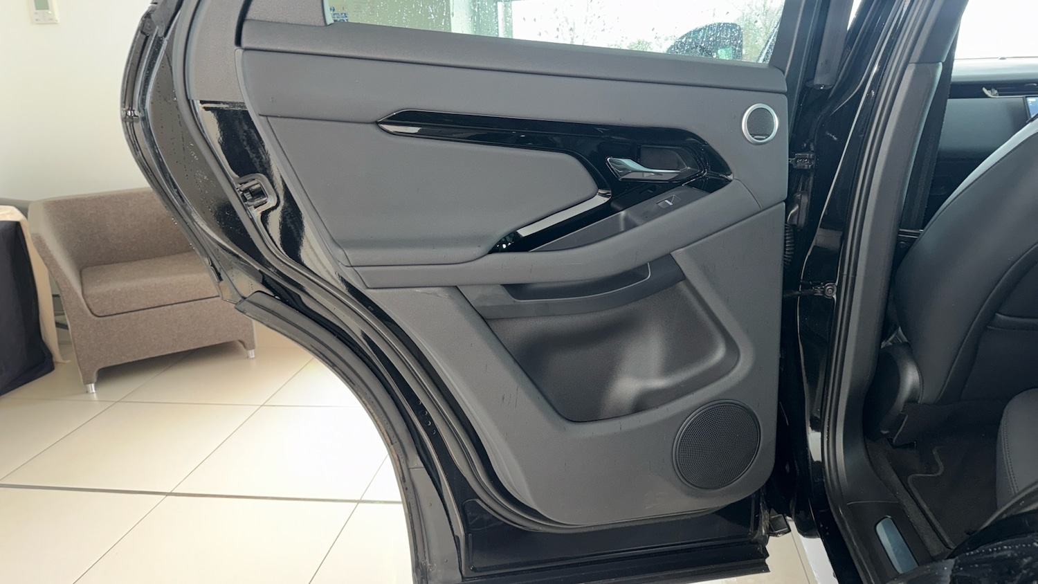 Used Land Rover Range Rover Evoque 2025 for sale - 76763100: Photo 40